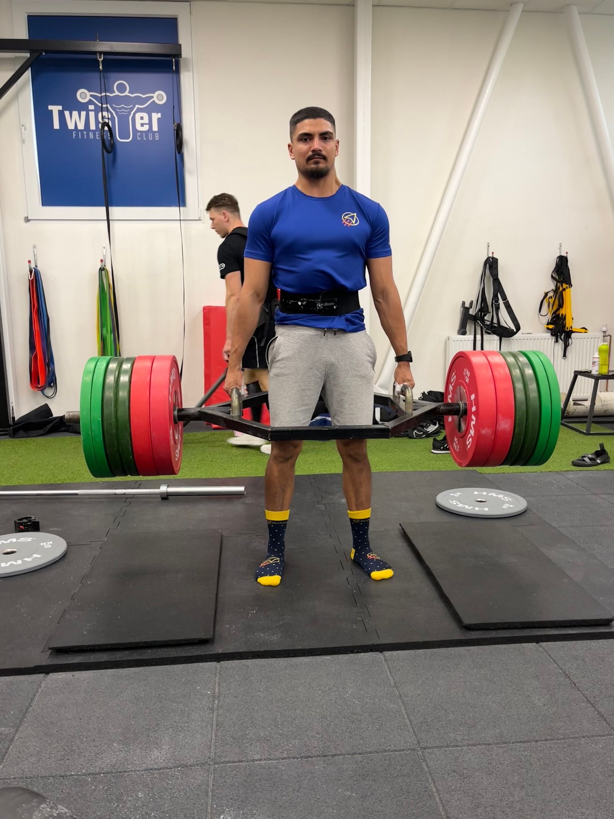 Deadlift 210 kg